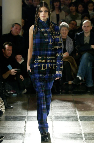 Look 10